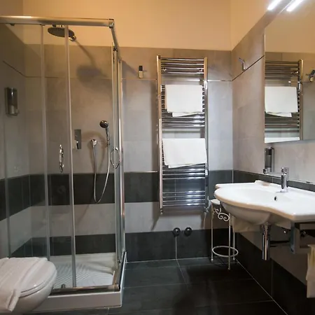 Camollia Suites Гостьовий будинок Сієна