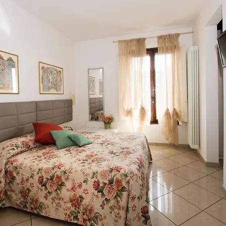 Camollia Suites Сієна